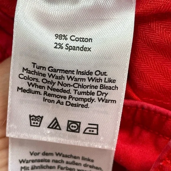 Eddie Bauer red high rise cotton stretch casual shorts. Women’s size 8 - Picture 11 of 16